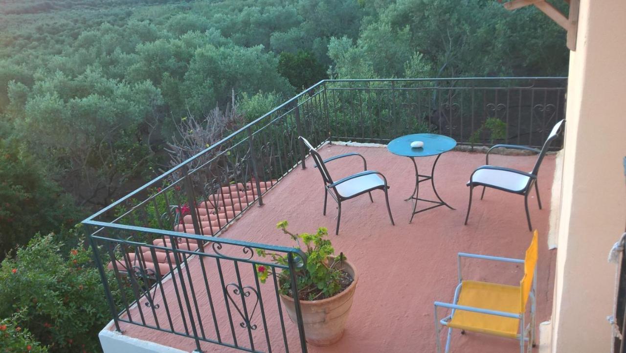 Ktima Tzamika Apartment Episkopi  Bagian luar foto