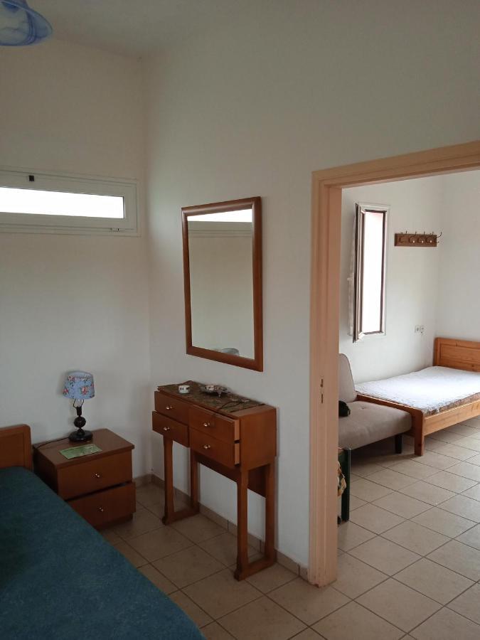 Ktima Tzamika Apartment Episkopi  Bagian luar foto